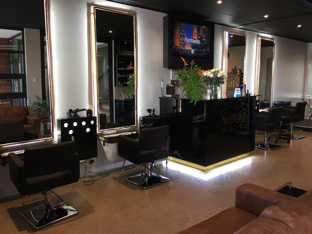 Swoon Hair by Anneke in Walmer