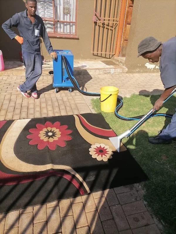 WE KNOW HOW CLEANERS in Dobsonville