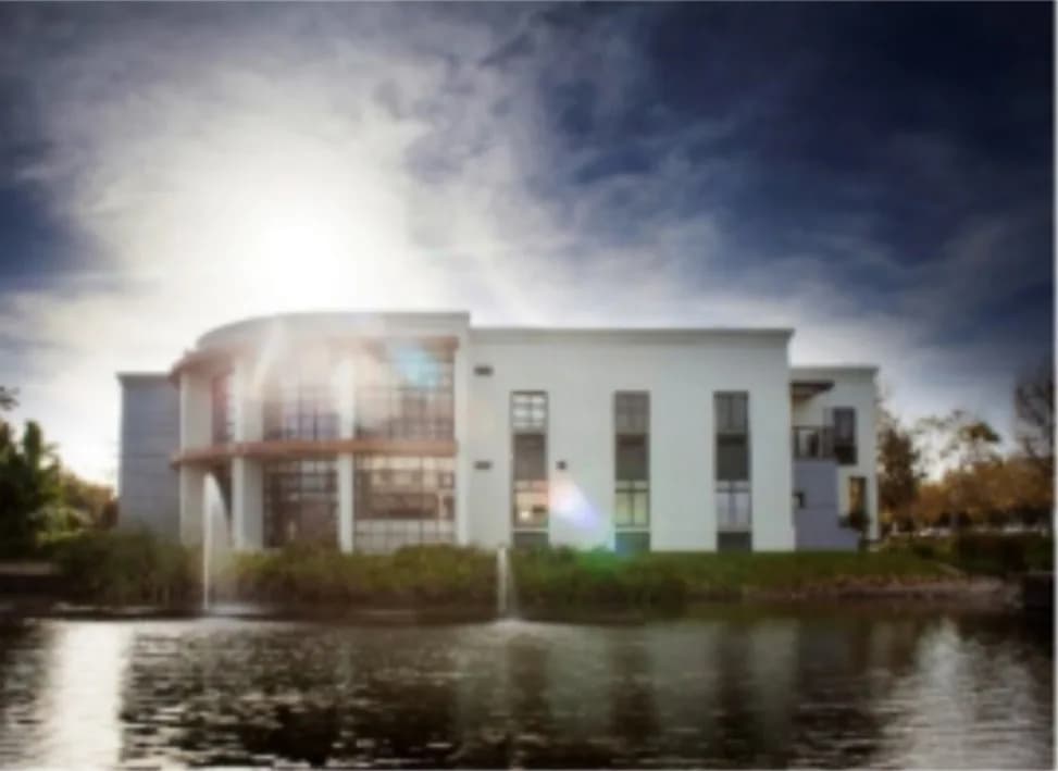 SYNEXUS RESEARCH CENTRE in Strand