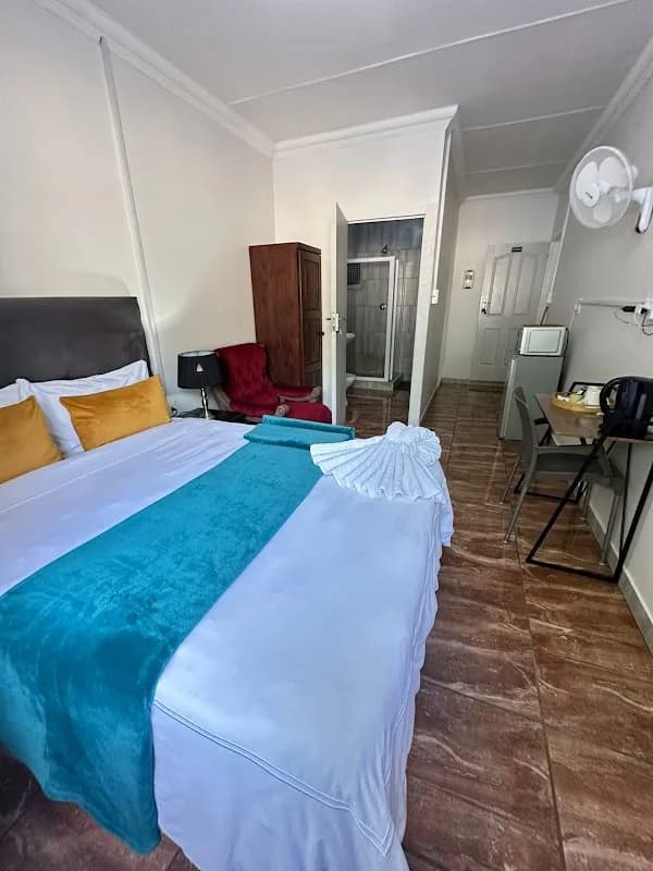 Creekside Guest House Middelburg in Clubview
