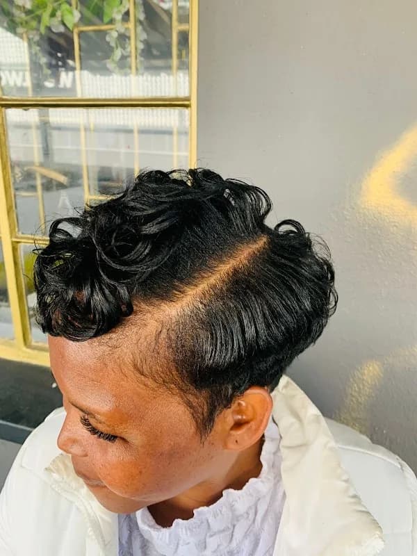 Avyary Beauty Salon Bellville in Bellville