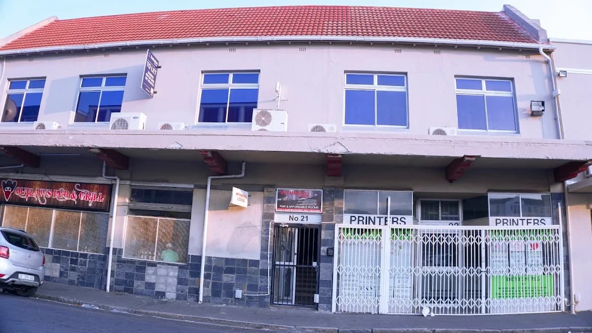 Wynberg Lodge and Backpackers in Wynberg
