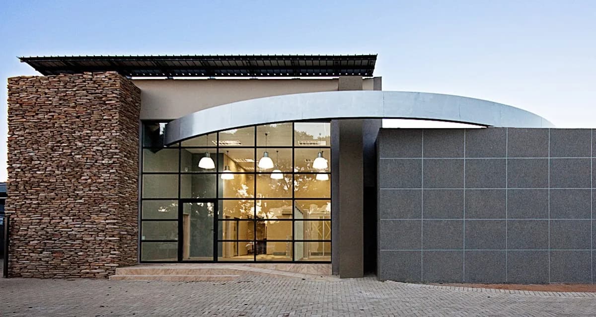El-Arc Architects in Bendor