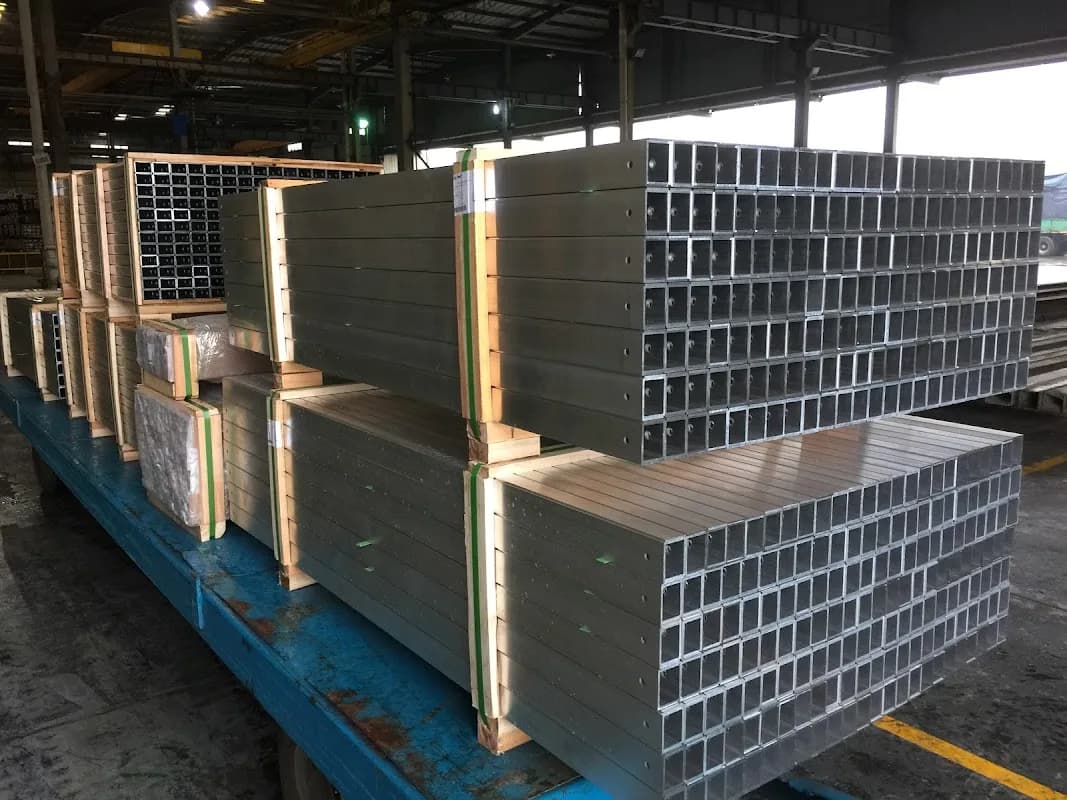 Lilak Aluminium in Bedfordview