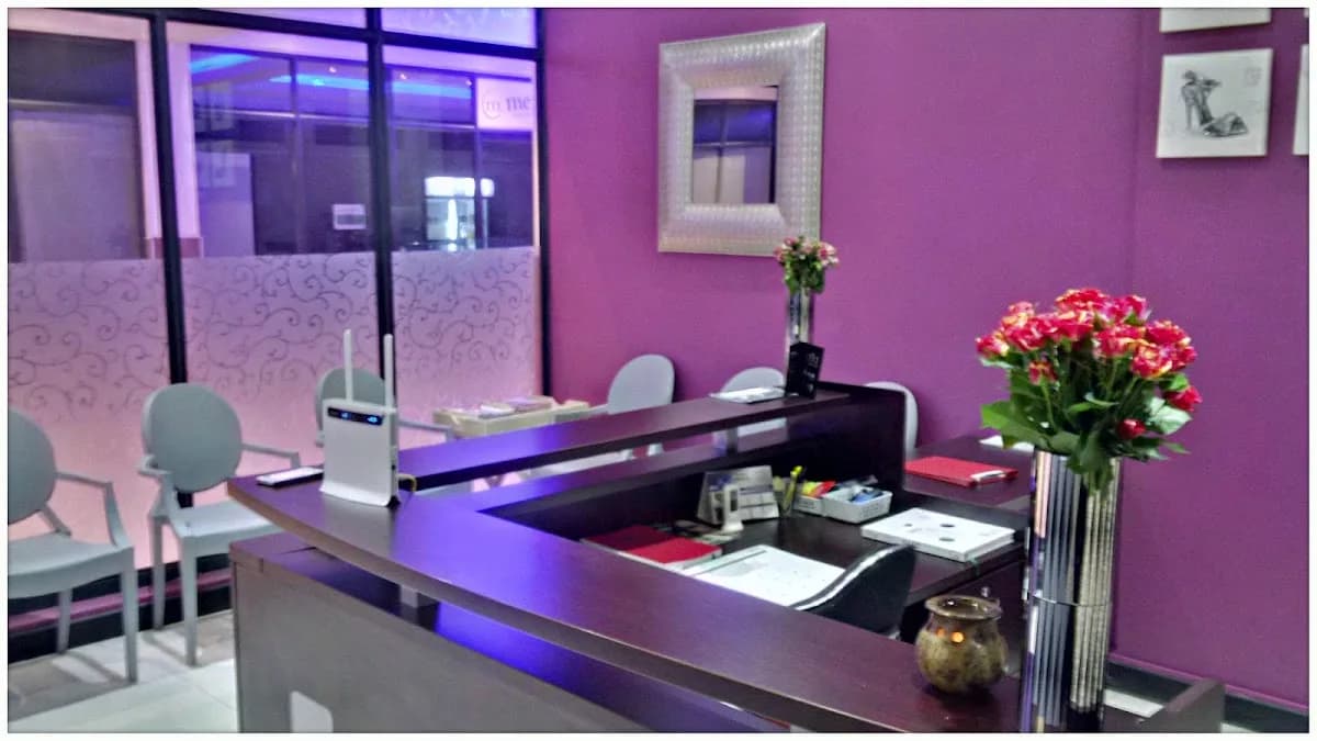 Dr Ridhwana Vawda-Female Health-Aesthetic Medicine-IV infusions-Electrolysis in Berea
