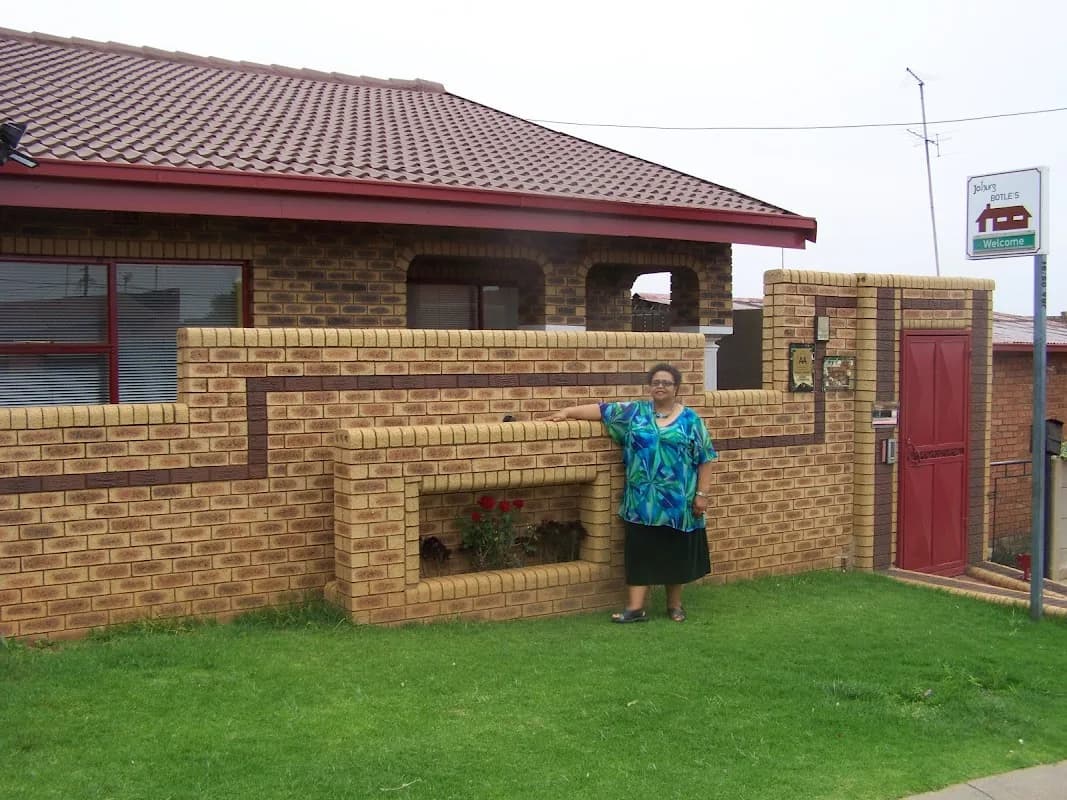 BOTLE GUEST HOUSE B&B / SC in Dobsonville