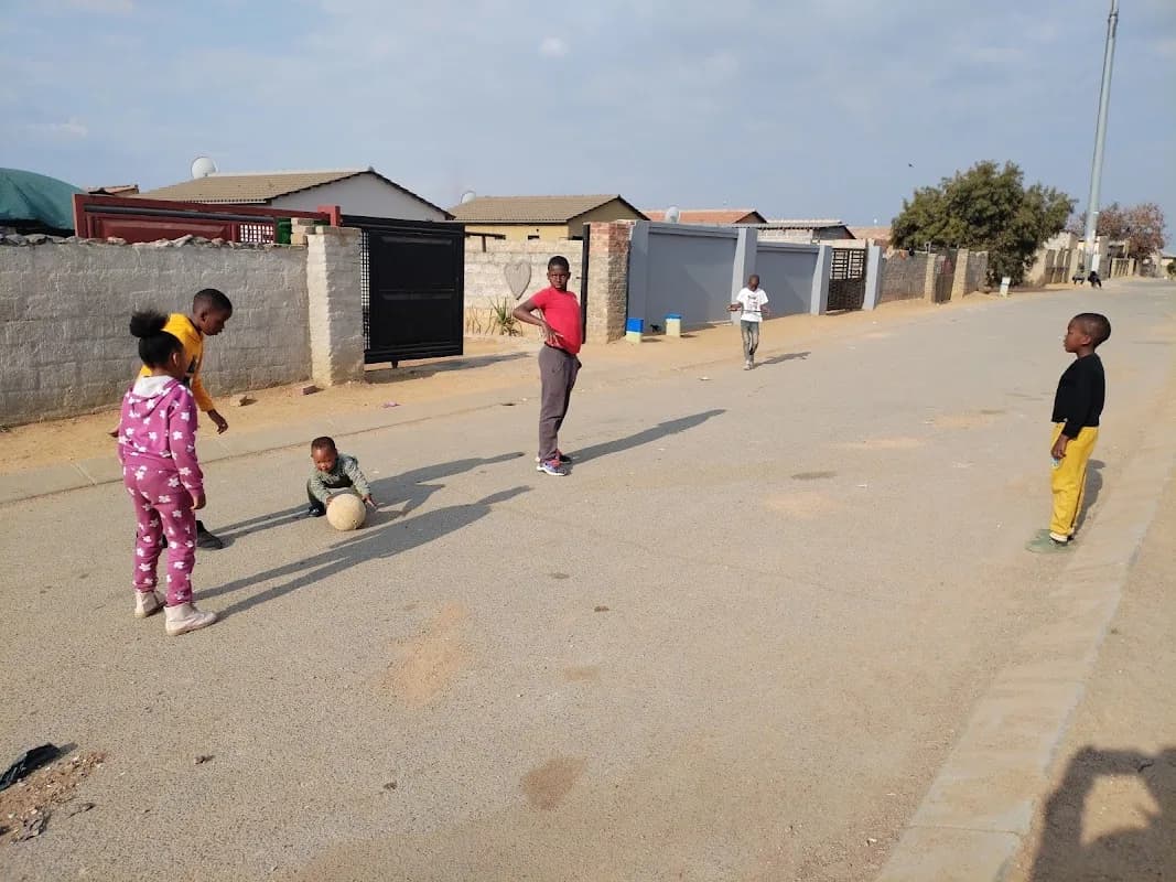 Endayeni Clinic in Esther Park