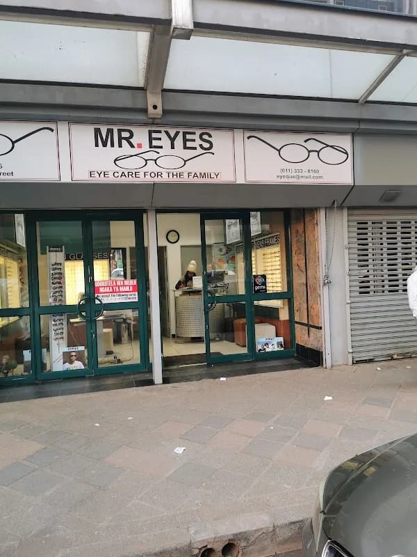 Mr Eyes in Johannesburg CBD