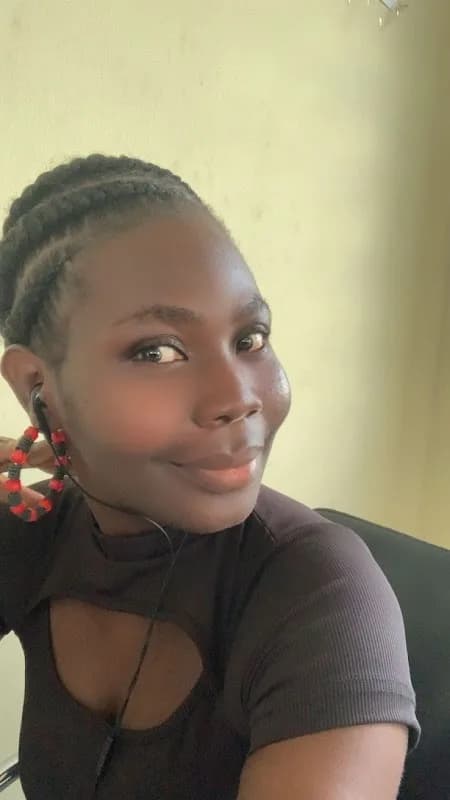 Olivia - SEO specialist in Lagos Nigeria - digital marketer in Lagos - social media manager in Victoria Island