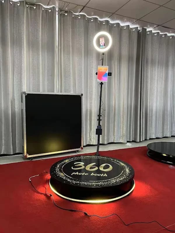 Nelushaka 360 lifestyle booth in Aerorand