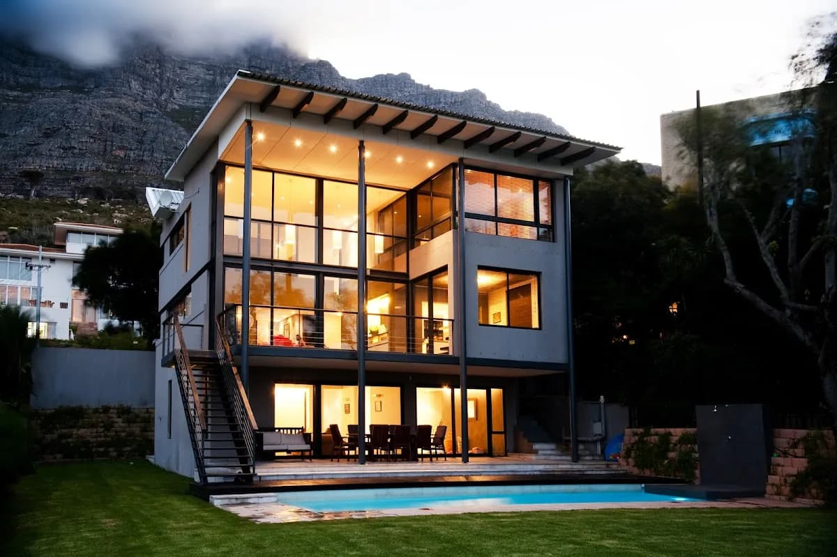 Kapstadt International Properties in Clifton
