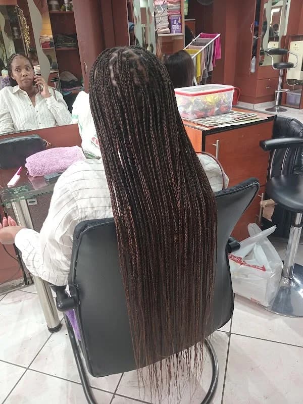 Hair beauty salon in Midrand