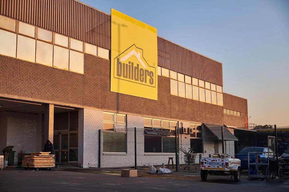 Builders Warehouse Rossburgh in Glenwood