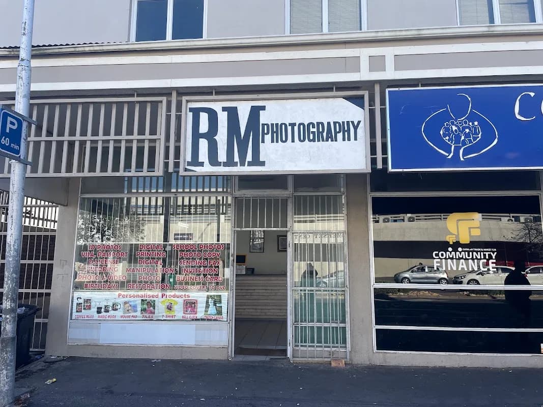 RM Photography & Digital Works in Somerset West CBD