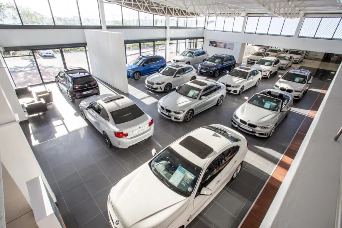 BMW Somerset West in Somerset West CBD
