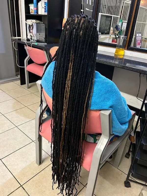Quorum Beauty Hair & Extension Salon in Bloemfontein CBD