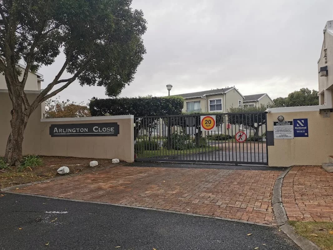 Arlington Close. in Kenilworth