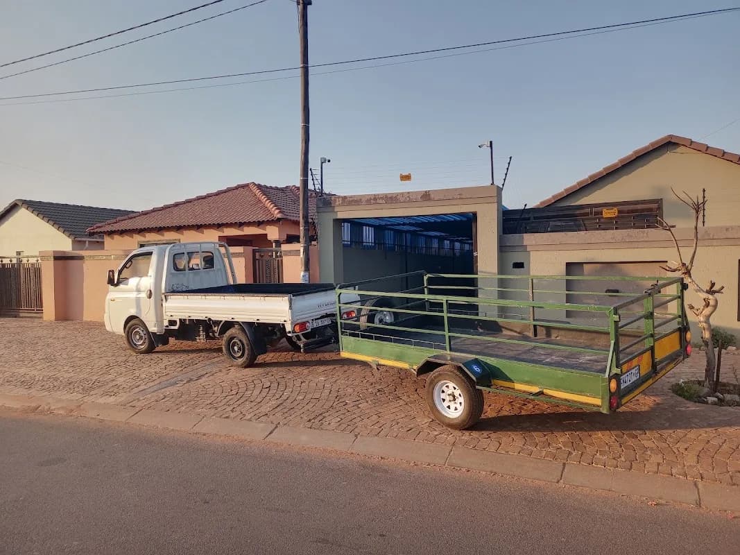 Transit Movers & Services in Roodepoort CBD