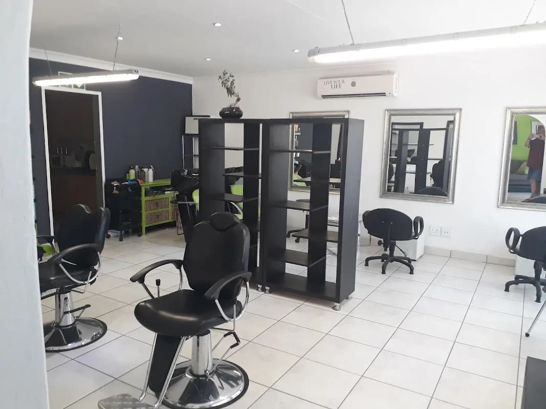 Robert John Hair Salon in Boksburg