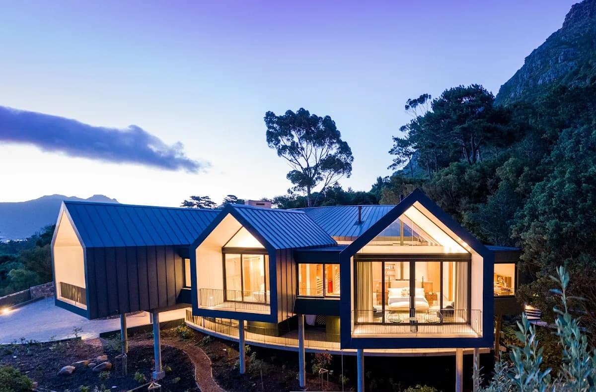 Thomas Leach Architects in Mitchells Plain