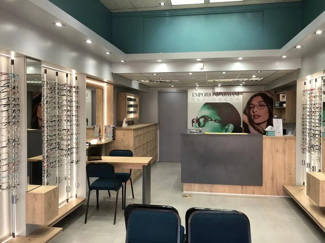 AHMED G M MAYAT OPTOMETRIST in Chatsworth