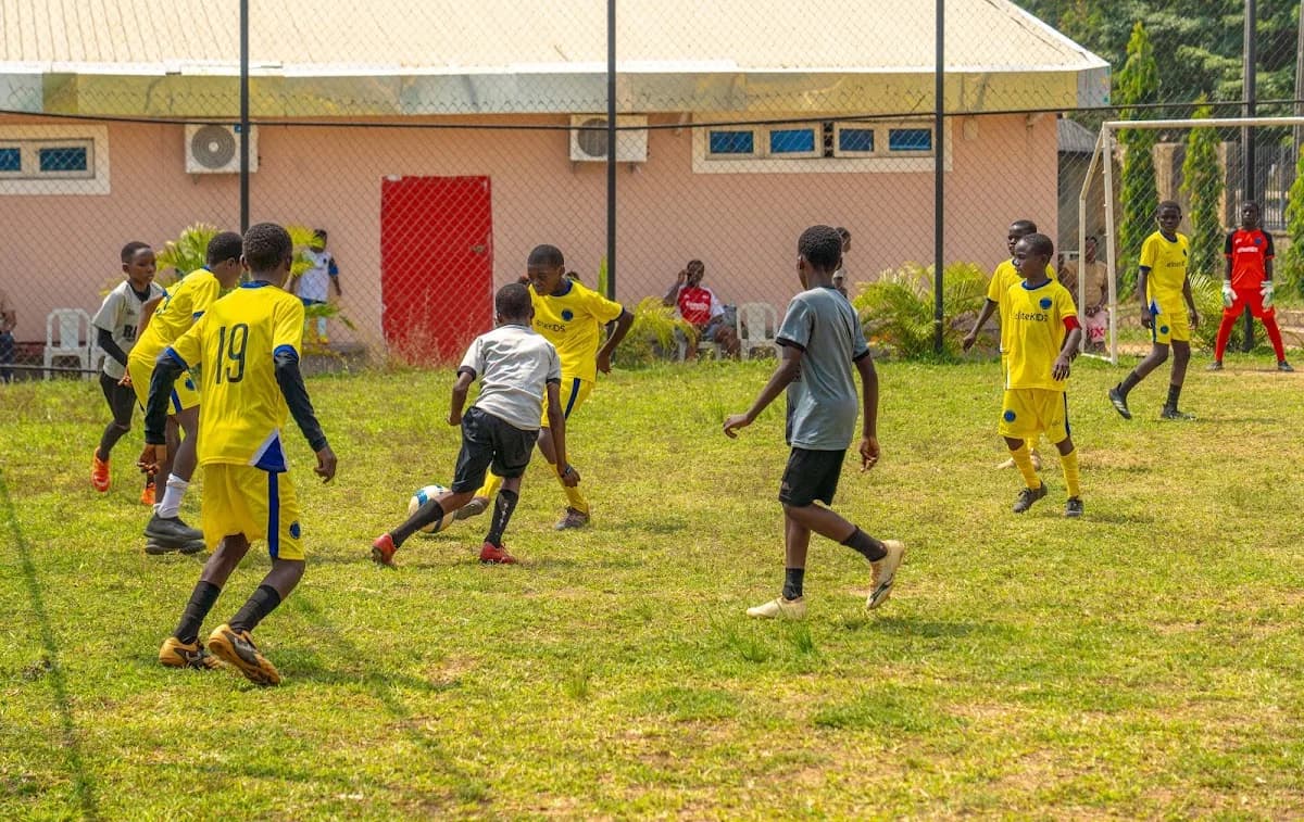 Eliteboys football Academy in Idu