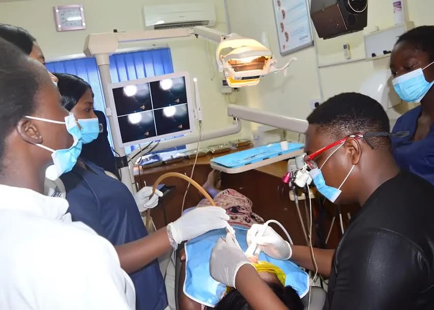 Platinum Dental Surgery in Agidingbi