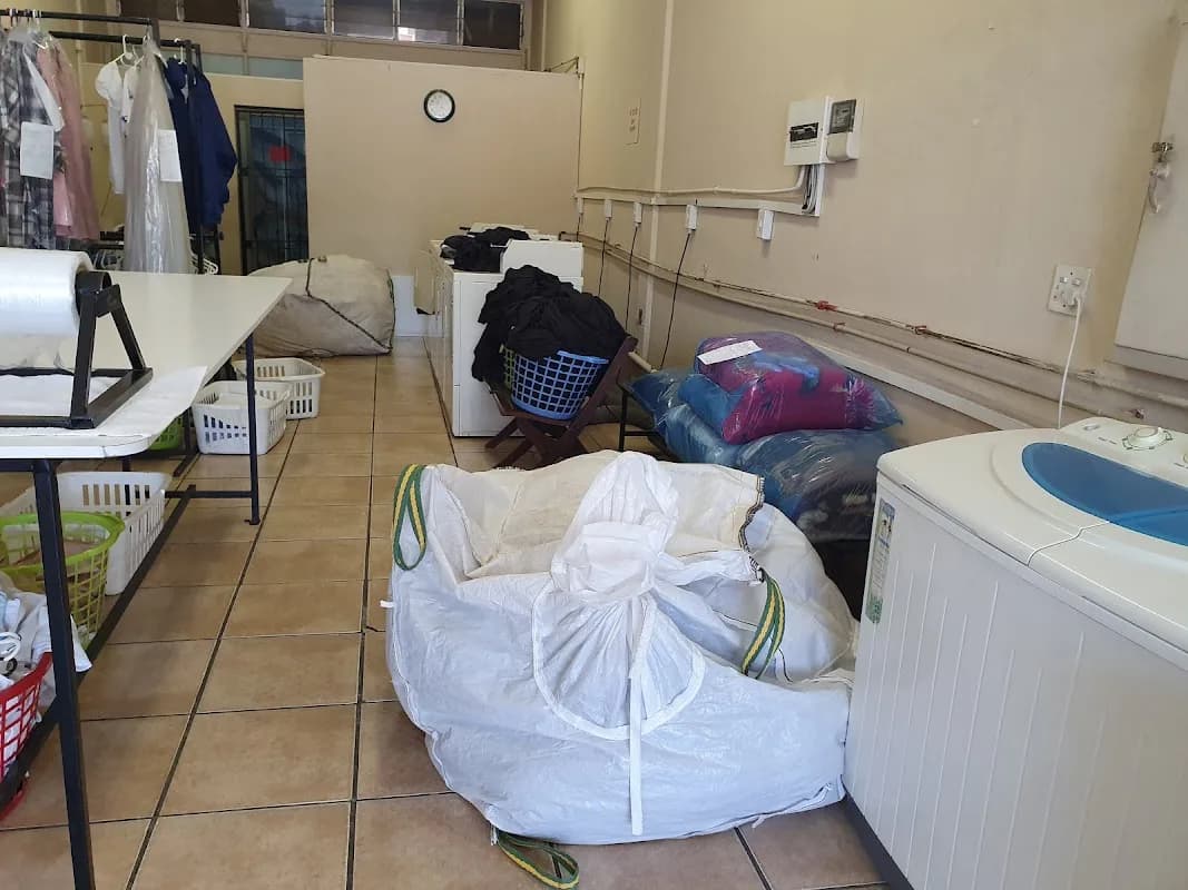 Spoel 'n Splash Laundromat in Alberton