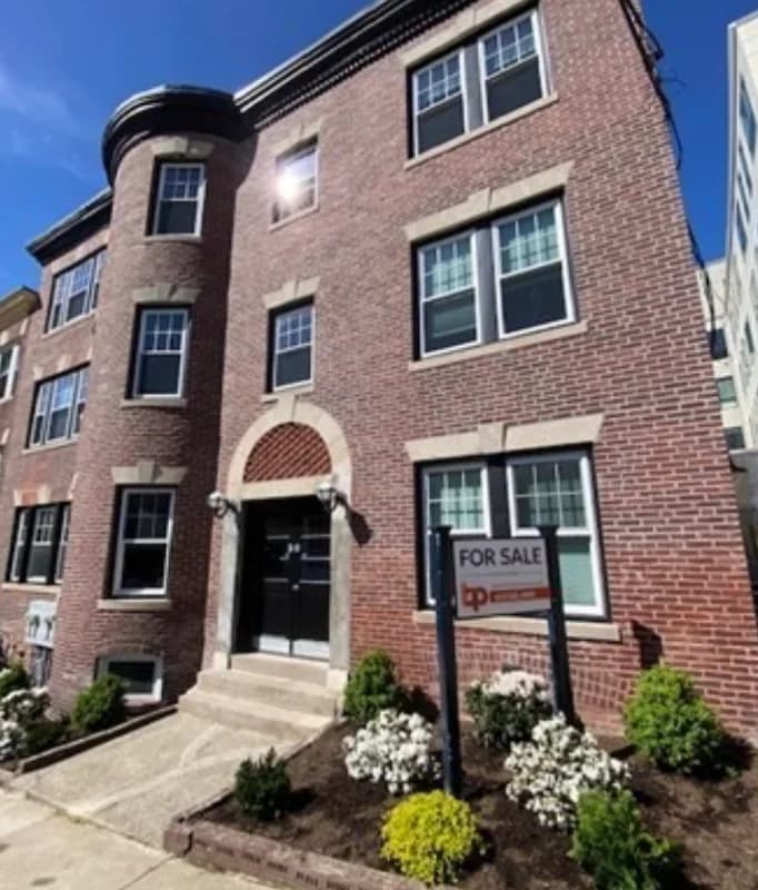 Boston Proper Real Estate in Back Bay / Beacon Hill