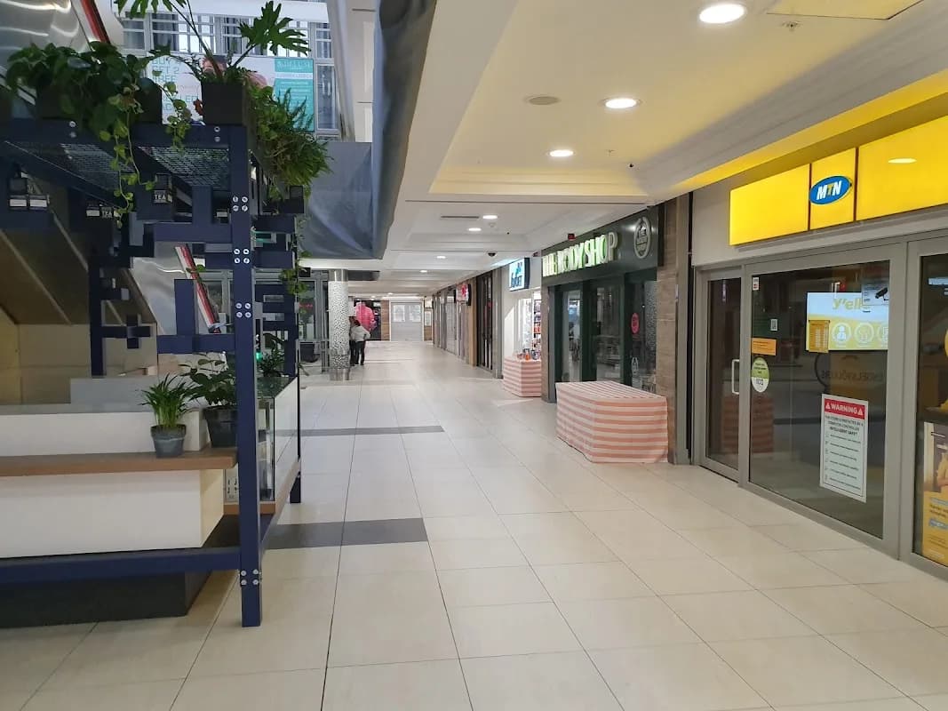 Gardens Shopping Centre in Gardens