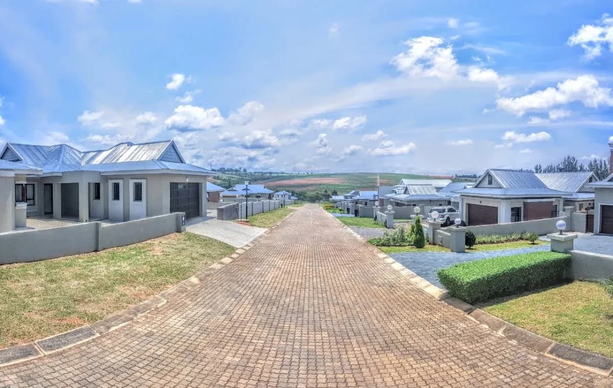 Fairlands Estate in White River CBD
