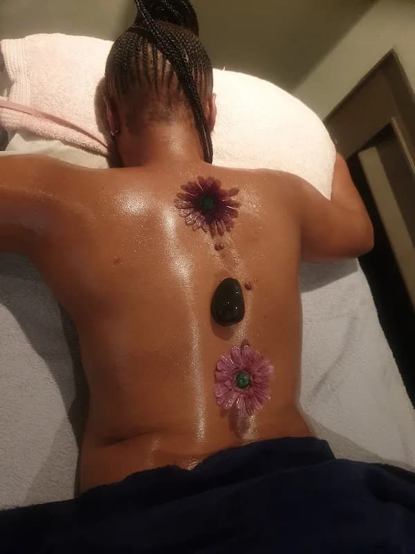 Uzimu spa in Birch Acres