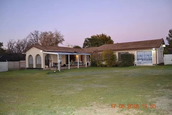 Lighthouse Guesthouse Welkom in Thabong
