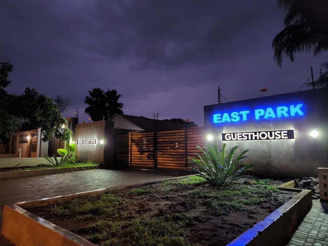 East Park Inn in Flora Park