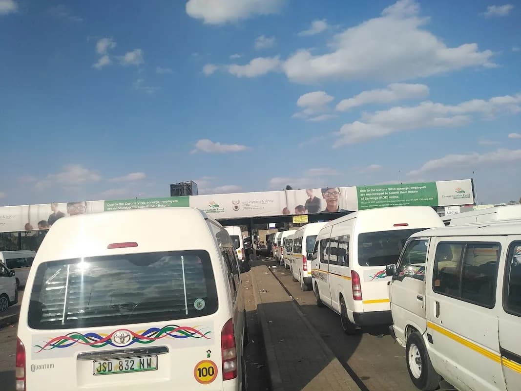 Rustenburg taxi rank in Tlhabane