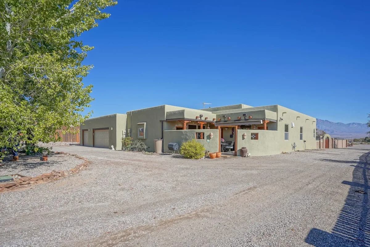 Bigelow Real Estate Team of New Mexico in Rio Rancho / Intel