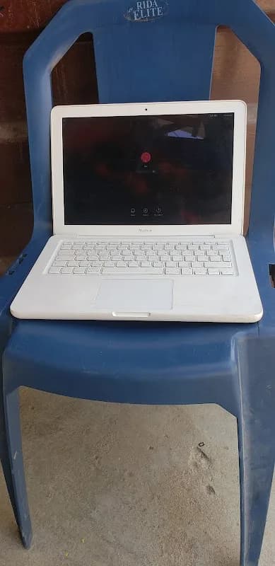Dollytech Solutions in Isolo