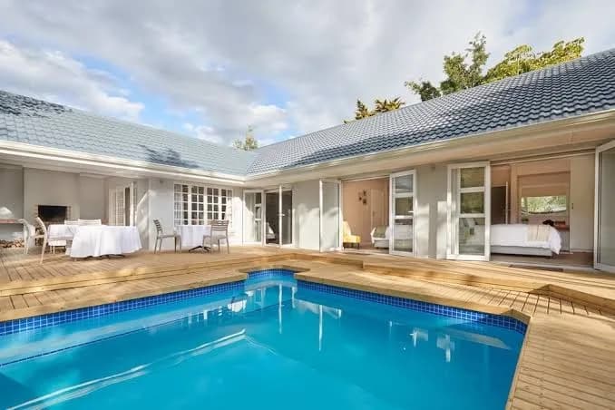 Outeniqua Inn in George CBD
