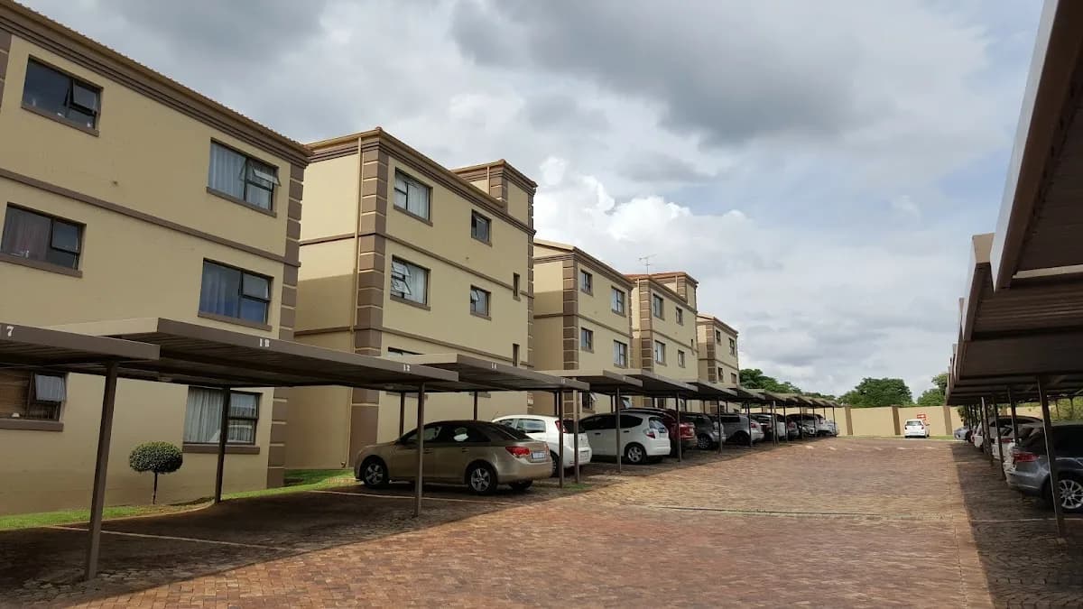 Baringo Complex - Sunninghill. in Sunninghill