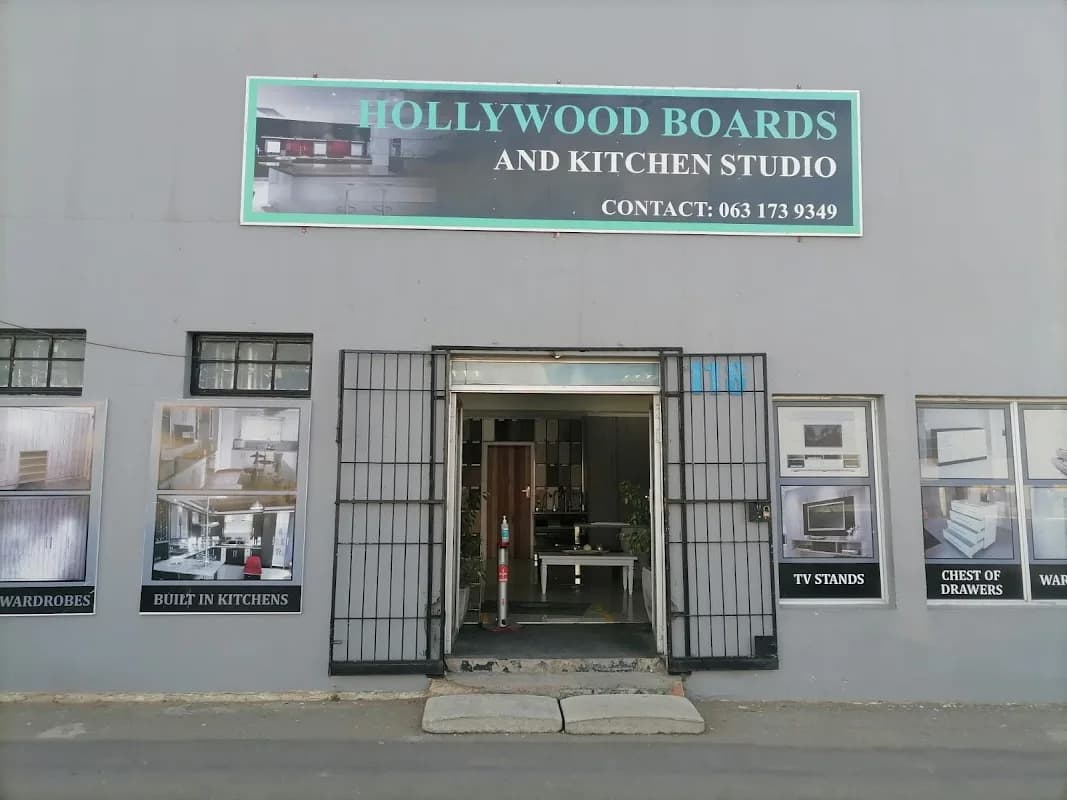 Hollywood Boards & Kitchen Studio in Bhisho CBD