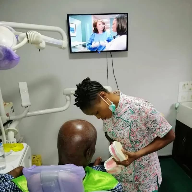 Omoyeni Dental Clinic in Abule Egba