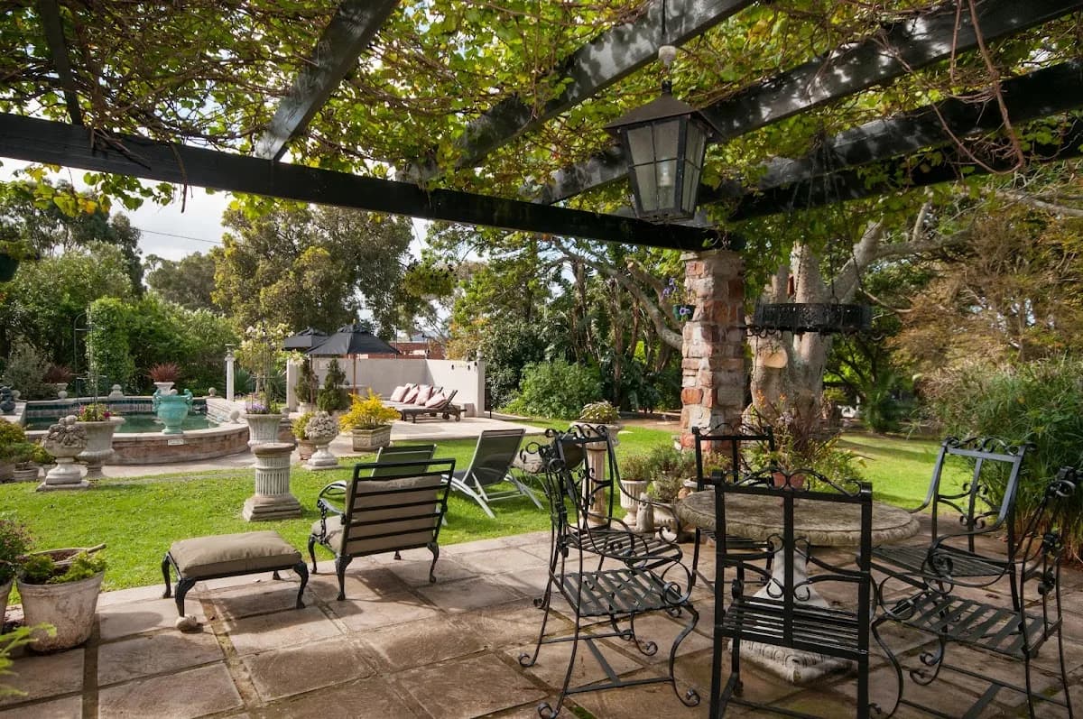 Forest Hall Guest House in Gqeberha CBD
