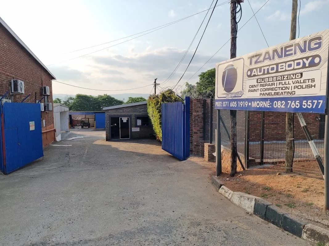 Tzaneng Auto Body in Haenertsburg