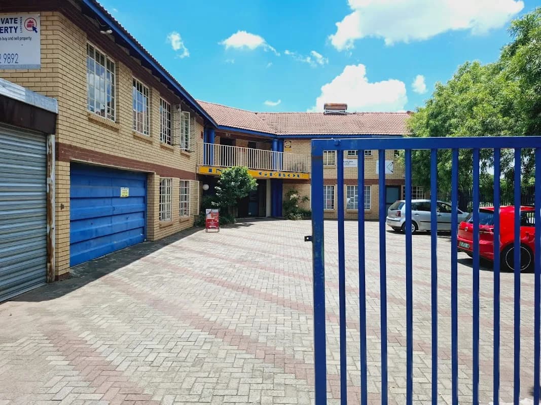 Tsholofelogape Services in Rustenburg CBD