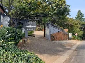 ForU2Stay Self Catering Guest Accommodation in Garsfontein, Pretoria. Four units, sleeps over 20 guests in total. in Garsfontein