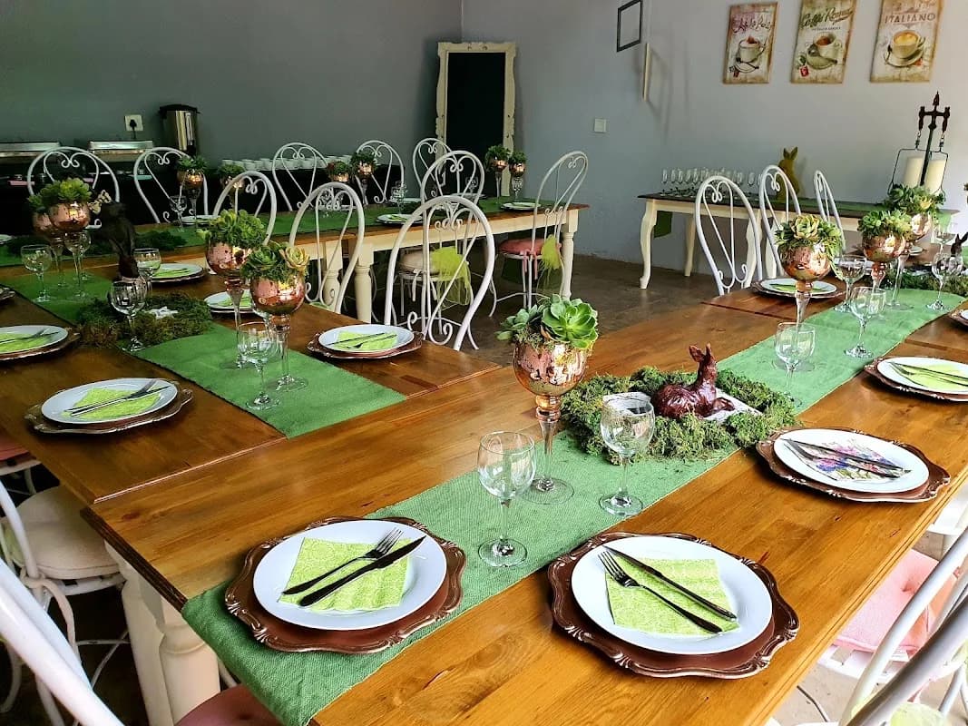 Alice and The Mad Hatters Country Estate in Benoni