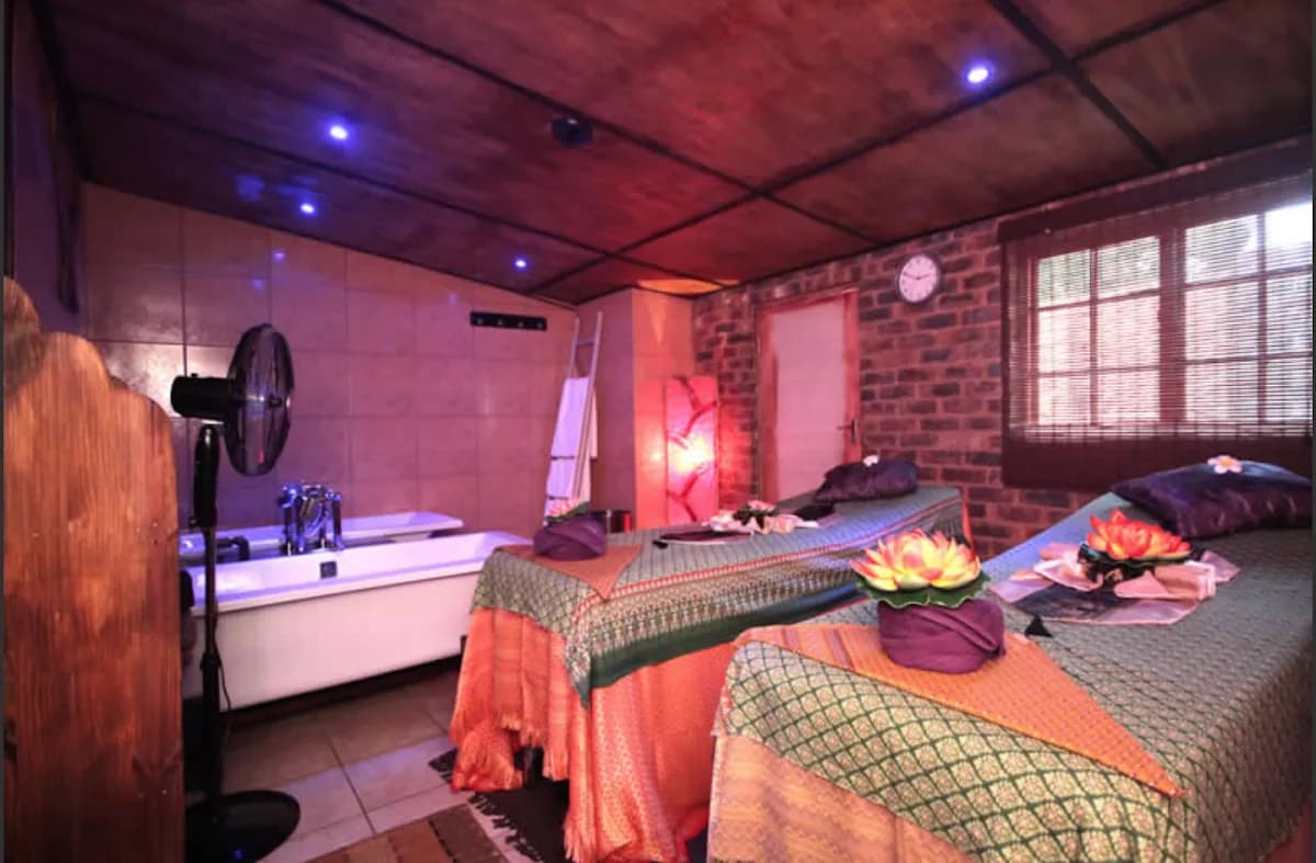 Aura Thai Health Spa in Alberton