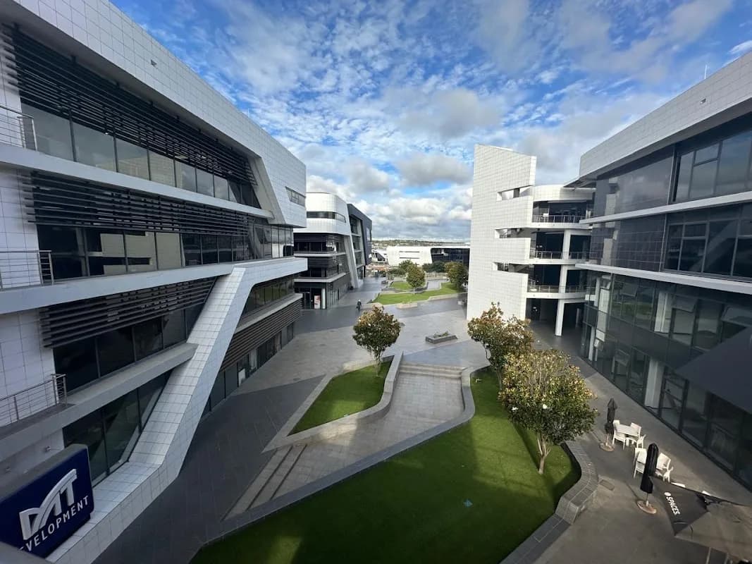 Byls Bridge Office Park in Highveld
