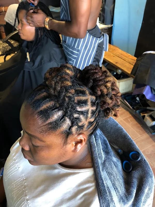 Stellenbosch Dreadlocks hair salon in Kayamandi