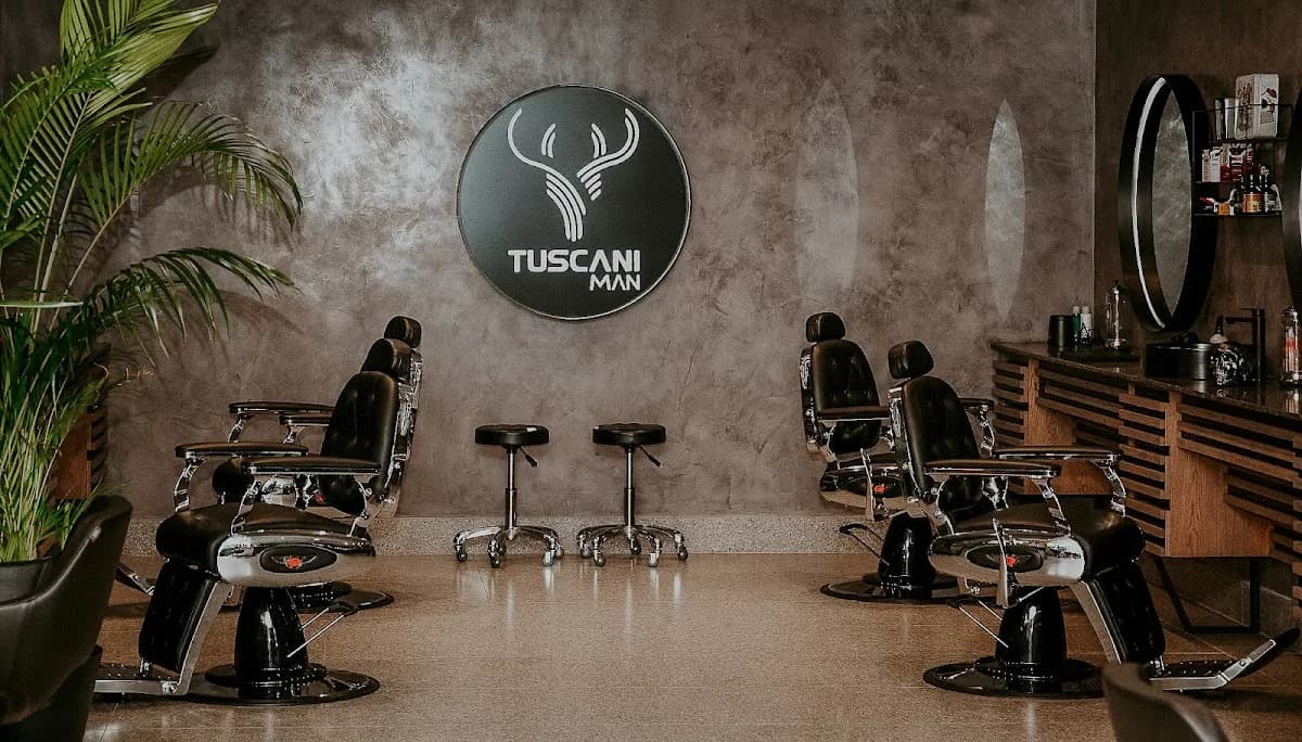 TUSCANI SALON in Houghton